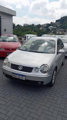 VOLKSWAGEN POLO SEDAN 2.0 MI 8V GASOLINA 4P MANUAL